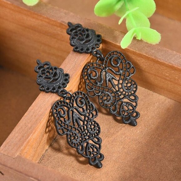 Goth Dark Witchy Black Lacy Bohemian Filigree Drop Earrings - Picture 1 of 6